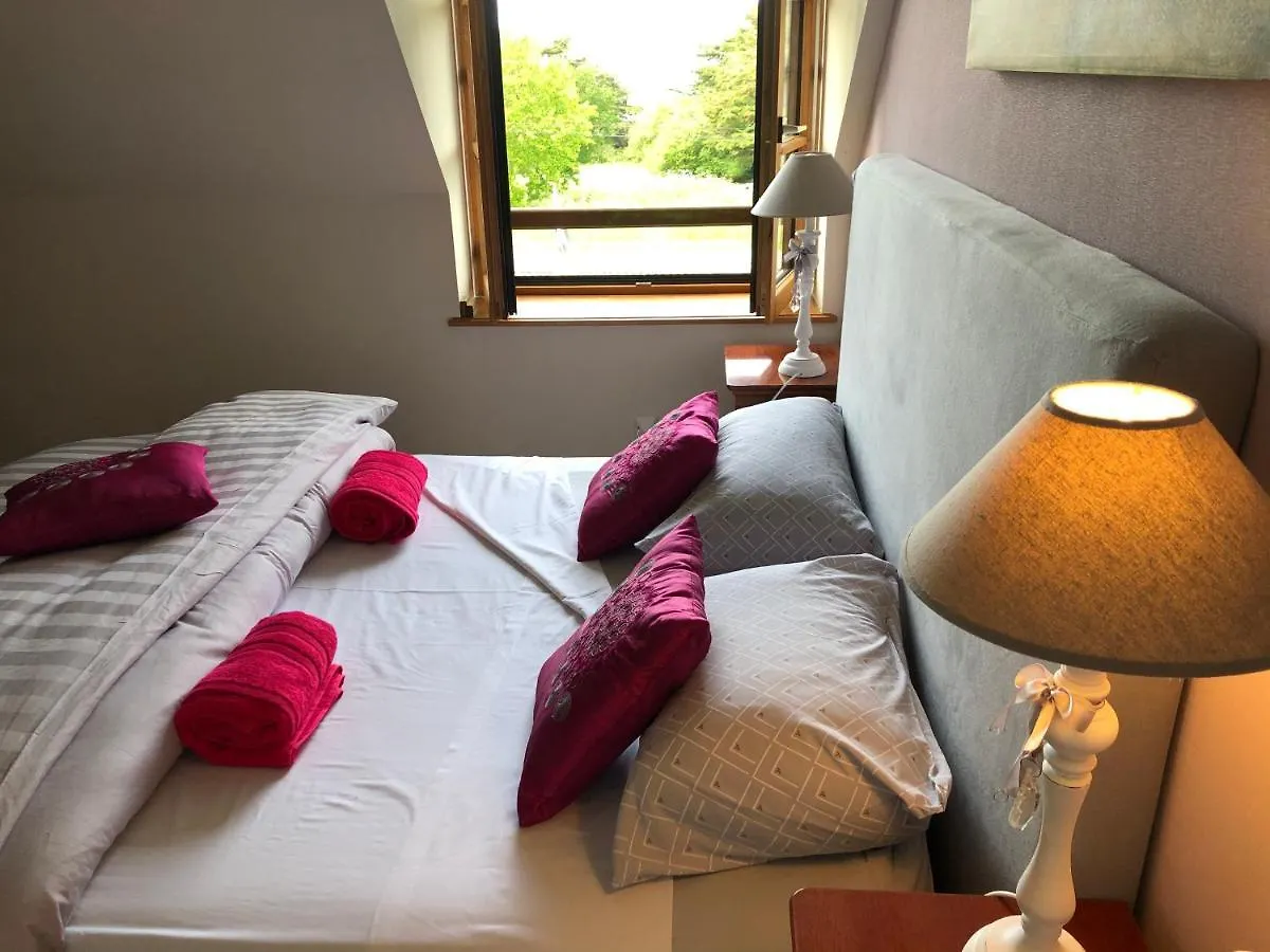 Bed & Breakfast Villa Valentine Saint-Coulomb